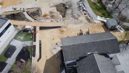 Izgradnja zunanjih površin med šolama (3)